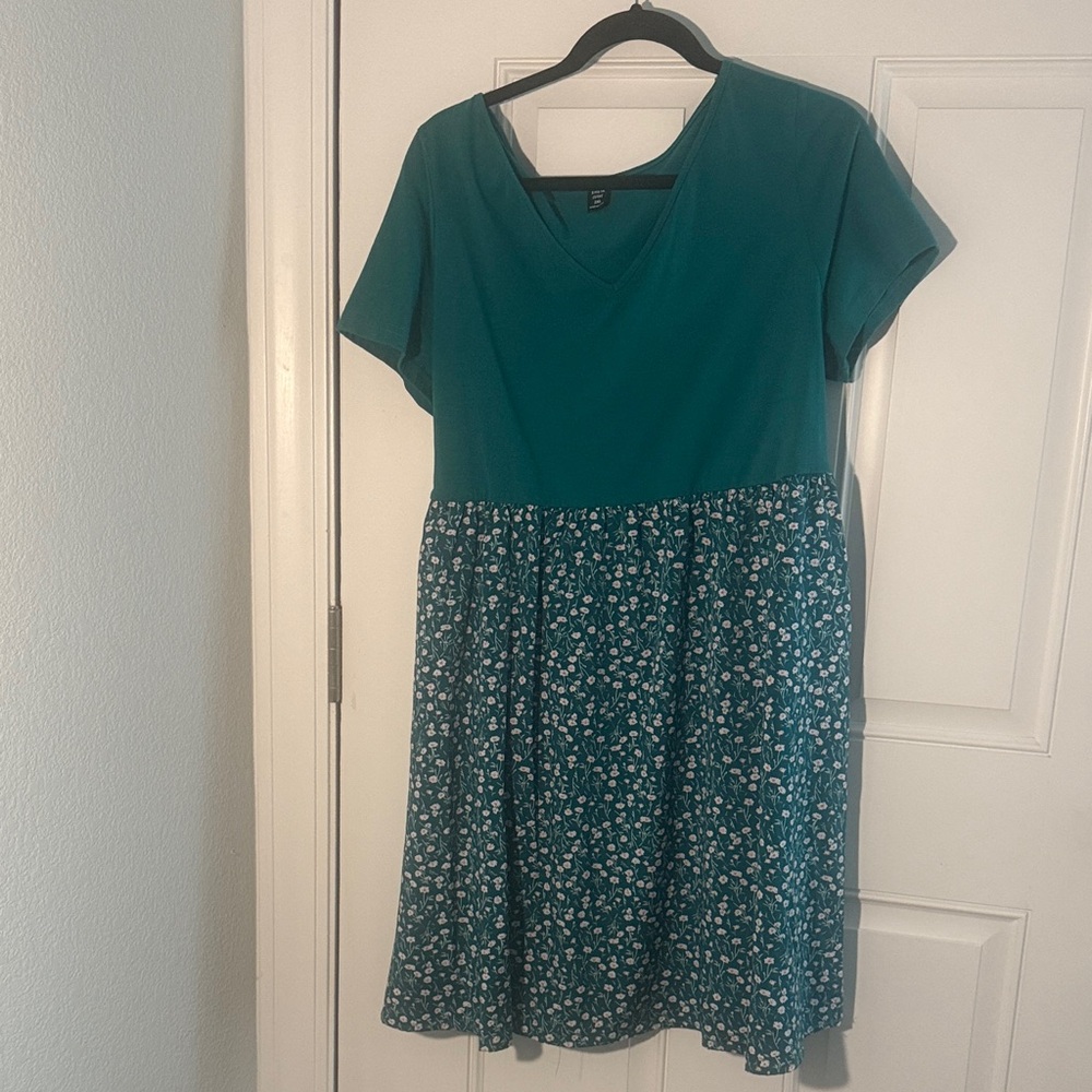 SHEIN CurvebTeal Floral Mixed-Knit Skater Dress